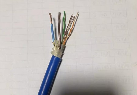 常用通訊電纜有哪些特點(diǎn)？有哪些區(qū)別？